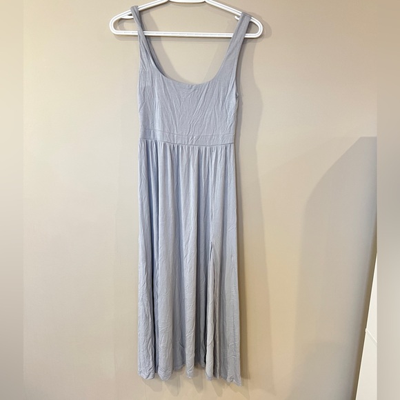 Wilfred Dresses & Skirts - Wilfred Light Gray Maxi Dress